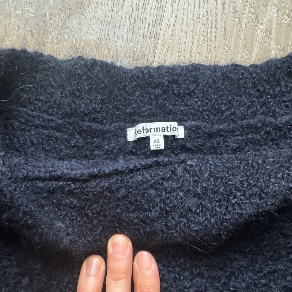 Nickie Boucle Sweater - Picture 4 of 6